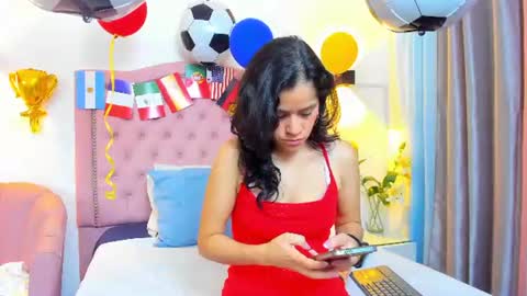Snapshot of paulinavera chatting on June 29, 2:17 pm paulinavera online show from June 29, 2:17 pm