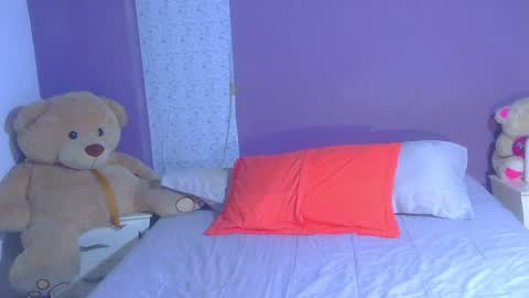 Snapshot of paulinawilliams chatting on July 14, 6:13 pm paulina online show from July 14, 6:13 pm