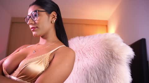 Snapshot of pauline_7 chatting on December 30, 3:13 pm pauline_7 online show from December 30, 3:13 pm