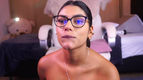 Snapshot of pauline_7 chatting on December 30, 6:16 pm pauline_7 online show from December 30, 6:16 pm