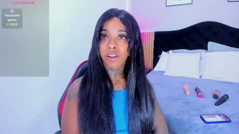 Pauline online show from March 2, 2:25 am