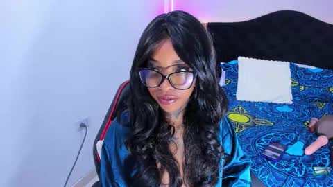 Pauline online show from March 6, 2:35 pm