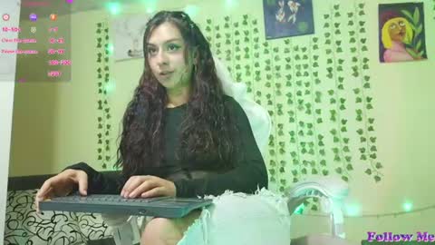 Paula San online show from July 2, 9:10 pm