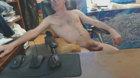 Snapshot of paulleroy chatting on January 20, 12:25 am paulleroy online show from January 20, 12:25 am