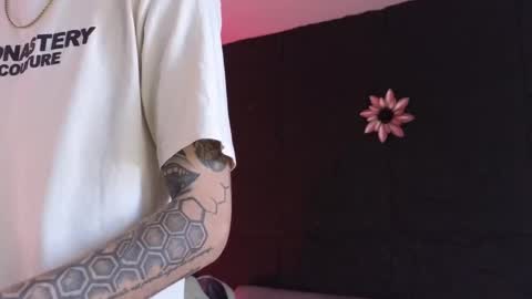 Paulo online show from February 25, 9:46 pm