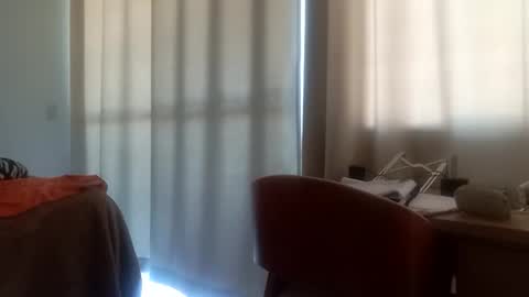 Snapshot of pauloandre12464022 chatting on October 22, 6:29 pm pauloandre12464022 online show from October 22, 6:29 pm