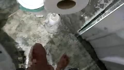 Snapshot of paulojdo chatting on February 23, 3:13 am carlosjdo online show from February 23, 3:13 am