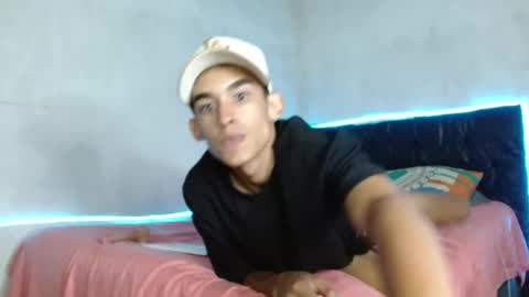 Snapshot of paulosex12 chatting on October 24, 2:08 am paulosex12 online show from October 24, 2:08 am
