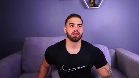 Paul Phoenix online show from December 15, 8:24 pm