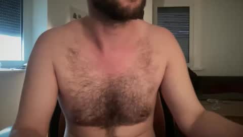 Snapshot of paulsimpsn chatting on January 6, 1:37 pm love bush online show from January 6, 1:37 pm