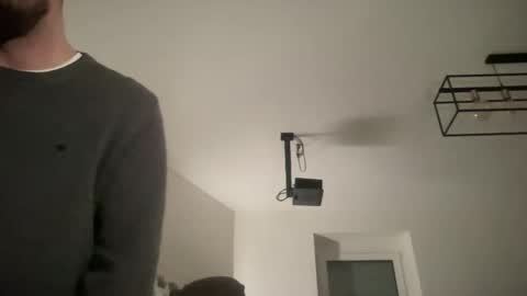 Snapshot of paulsimpsn chatting on January 15, 4:33 pm love bush online show from January 15, 4:33 pm