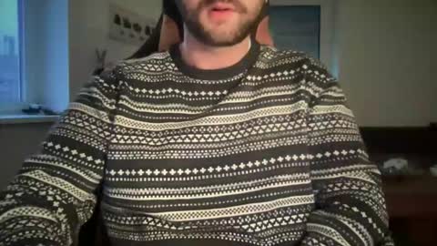 Snapshot of paulsimpsn chatting on February 9, 4:00 pm love bush online show from February 9, 4:00 pm