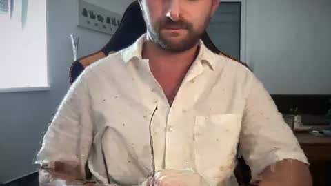 Snapshot of paulsimpsn chatting on July 11, 2:53 pm love bush online show from July 11, 2:53 pm