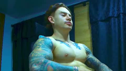 Snapshot of paulthompson_ chatting on July 21, 11:34 am Paul online show from July 21, 11:34 am