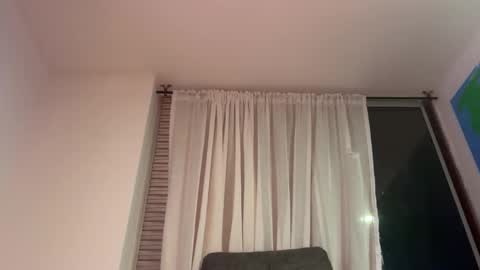 Snapshot of paulzacx chatting on May 17, 2:42 am Paul ZacX online show from May 17, 2:42 am