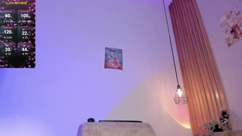 Dani online show from March 4, 7:43 pm