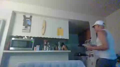 Snapshot of pawgkiller chatting on May 20, 1:34 am pawgkiller online show from May 20, 1:34 am