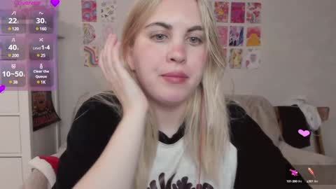 Allisses online show from December 27, 12:45 pm