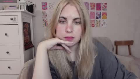 Allisses online show from February 24, 1:21 pm