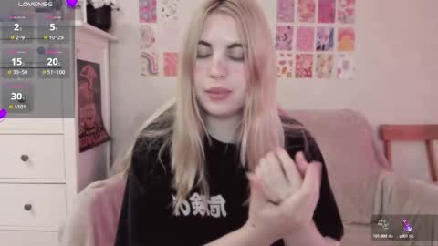 Allisses online show from March 9, 11:14 am