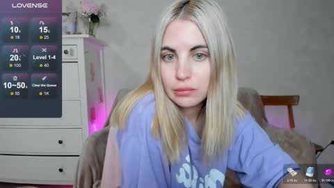 Allisses online show from October 22, 8:47 am