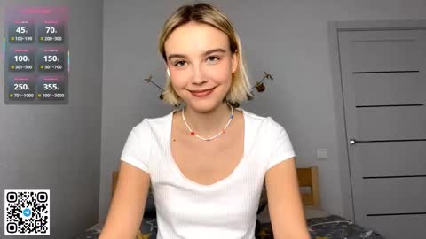 Snapshot of paztumminello chatting on November 30, 2:54 pm Lola online show from November 30, 2:54 pm