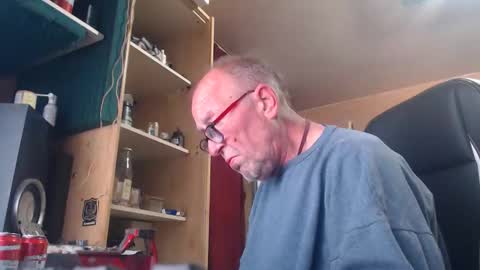 pc8474408 online show from June 7, 10:19 am