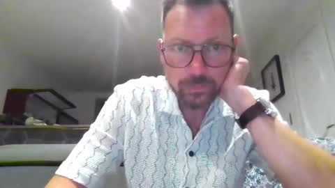 Snapshot of pchittt chatting on April 18, 7:58 pm pchittt online show from April 18, 7:58 pm