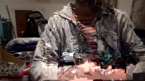 Snapshot of pea23 chatting on November 3, 6:42 pm pea23 online show from November 3, 6:42 pm