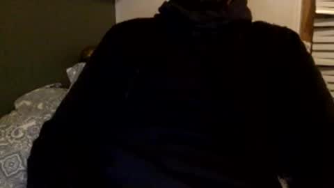 pea23 online show from February 28, 7:04 pm