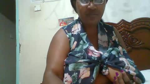 Snapshot of peace_khloe chatting on December 13, 8:36 pm Peace online show from December 13, 8:36 pm