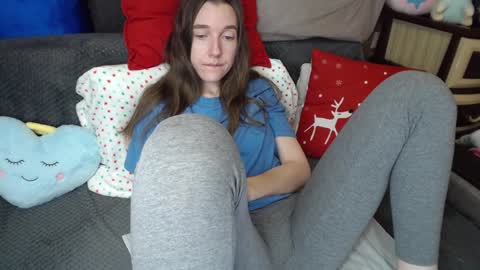 Snapshot of peaceduke chatting on December 9, 1:13 pm FOUNTAIN SQUIRT online show from December 9, 1:13 pm