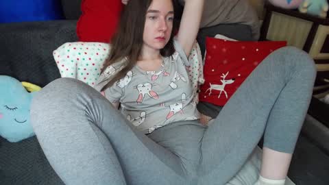 Snapshot of peaceduke chatting on January 1, 11:38 am FOUNTAIN SQUIRT online show from January 1, 11:38 am