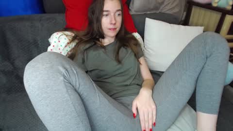 Snapshot of peaceduke chatting on January 17, 1:46 pm FOUNTAIN SQUIRT online show from January 17, 1:46 pm