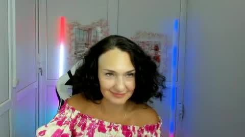 Snapshot of peachboomm chatting on June 24, 12:15 pm Christina online show from June 24, 12:15 pm