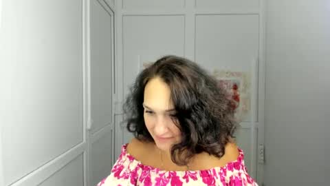 Snapshot of peachboomm chatting on July 8, 12:20 pm Christina online show from July 8, 12:20 pm