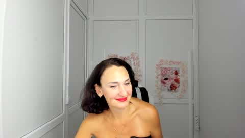 Snapshot of peachboomm chatting on July 10, 5:34 am Christina online show from July 10, 5:34 am