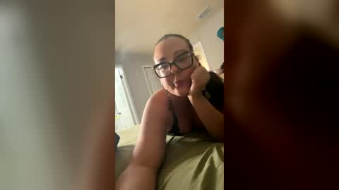 Snapshot of peachesgetcreamy chatting on July 19, 11:30 pm peachesgetcreamy online show from July 19, 11:30 pm