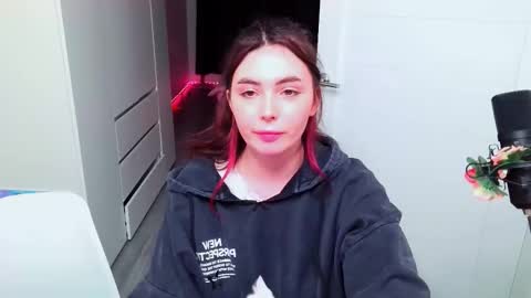 Peachy online show from February 7, 7:06 pm