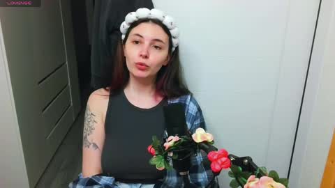 Snapshot of peachybabe__ chatting on May 16, 11:46 pm Peachy online show from May 16, 11:46 pm