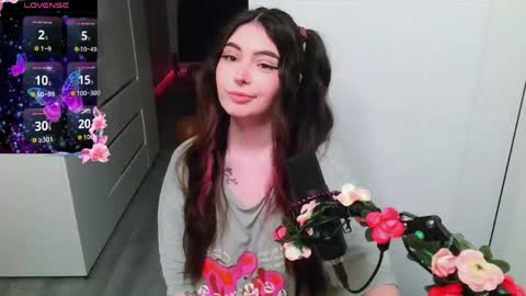 Snapshot of peachybabe__ chatting on May 26, 10:28 pm Peachy online show from May 26, 10:28 pm