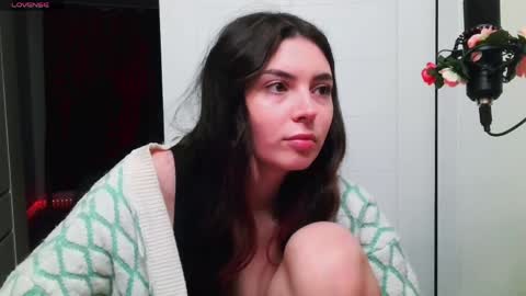 Snapshot of peachybabe__ chatting on May 29, 10:41 pm Peachy online show from May 29, 10:41 pm