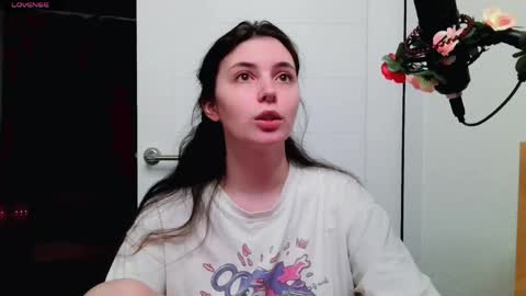 Snapshot of peachybabe__ chatting on June 3, 6:35 pm Peachy online show from June 3, 6:35 pm