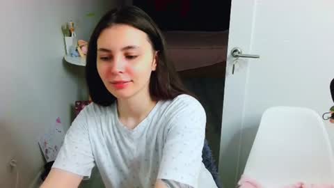 Snapshot of peachybabe__ chatting on July 29, 11:03 pm Peachy online show from July 29, 11:03 pm