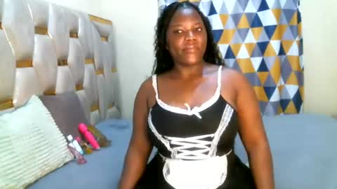 Snapshot of peachygirl255 chatting on June 15, 5:09 am Peachy online show from June 15, 5:09 am