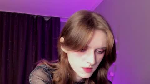 Snapshot of peachymaybe chatting on October 16, 1:17 am Peachy not a bb baby love or something Please call me Peachy online show from October 16, 1:17 am