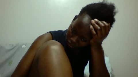 Snapshot of peacockxx chatting on February 3, 5:40 am peacockxx online show from February 3, 5:40 am