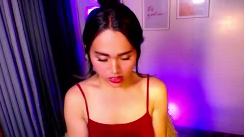 Snapshot of peakaboo_xx chatting on June 26, 7:07 pm Angel Creamdensada online show from June 26, 7:07 pm
