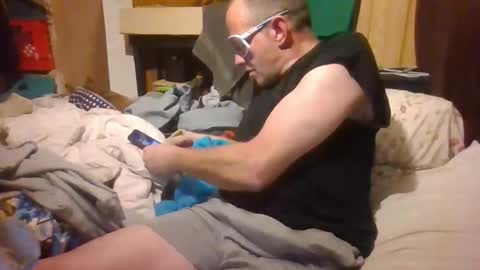 Snapshot of peanutbutter_doggystyle chatting on March 12, 5:24 am BTW online show from March 12, 5:24 am