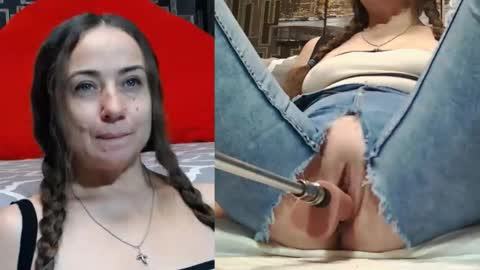 Snapshot of pearl_helen chatting on October 20, 7:14 pm pearl_helen online show from October 20, 7:14 pm